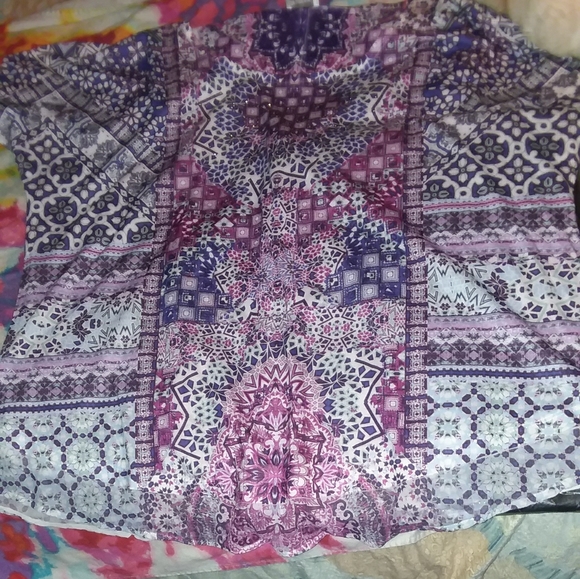 Shirt - Picture 2 of 2